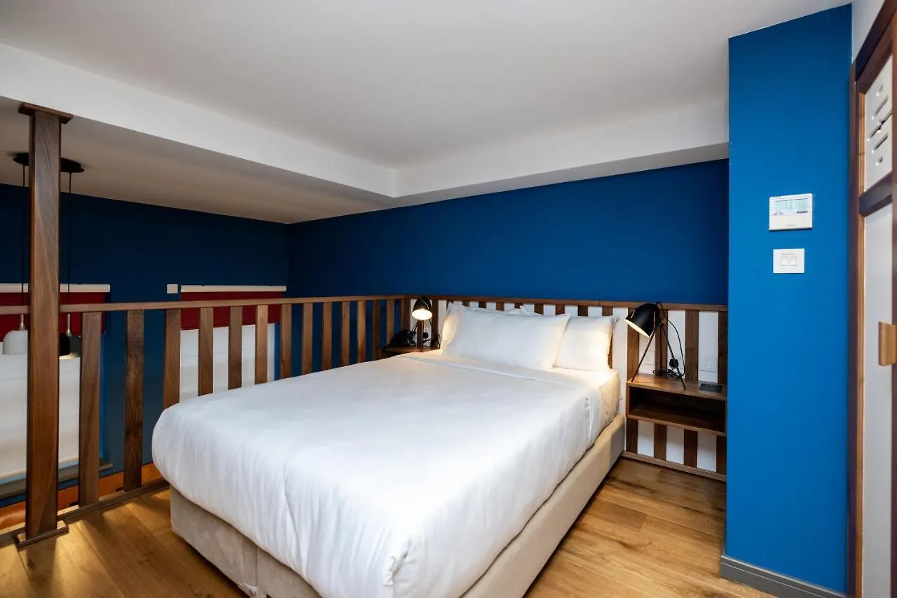 Limehouse Library Hotel London 4*,